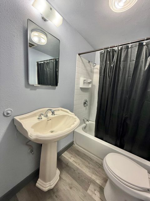 Tiny photo for 308 Lytton Street, Klamath Falls, OR 97601 (MLS # 220214986)