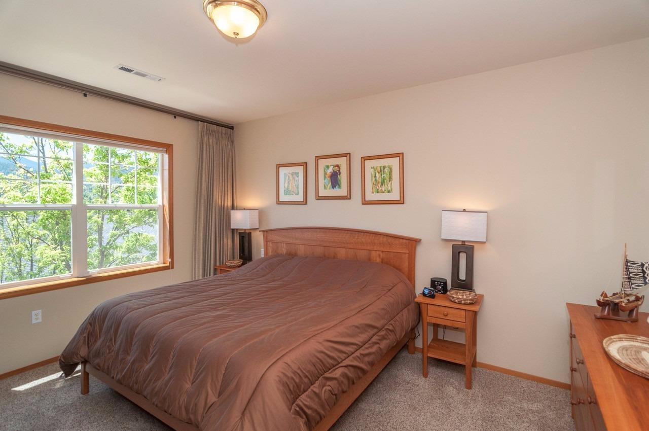 Mountain Meadows - Residential