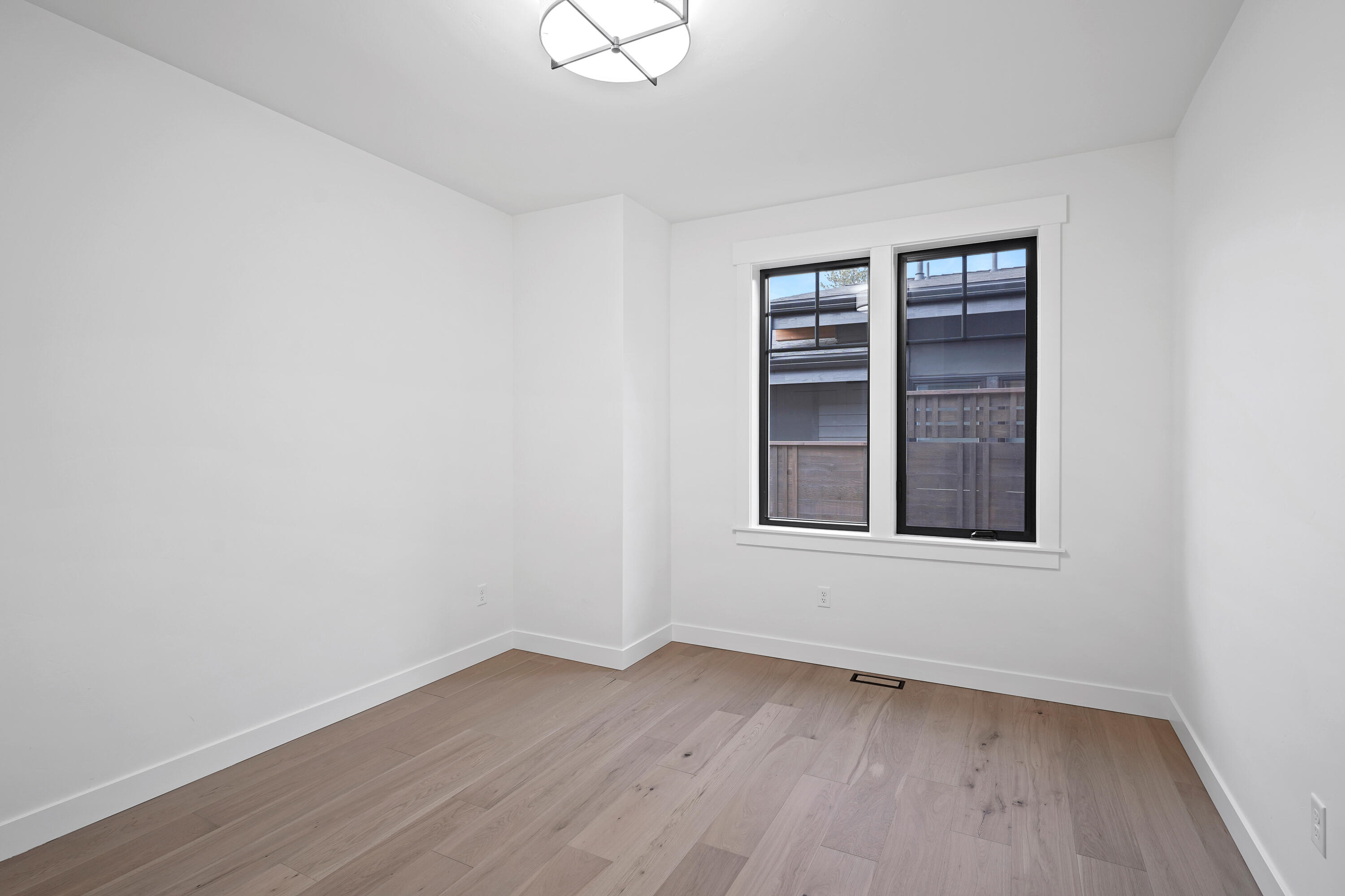 Discovery West Phase 4 - Residential