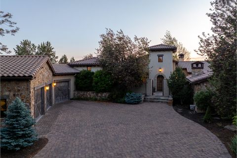 65815 Pronghorn Estates Drive Bend OR 97701
