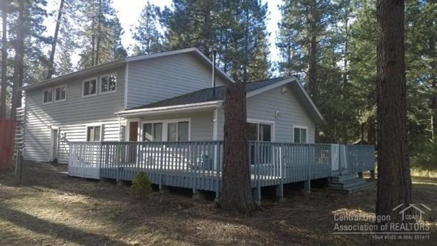 Spacious 3 bed / 3 bath home in SW Bend on 0.48 acres. Plenty of room for toys or to build a shop in the backyard. Two car attached garage and small shed. The home is located in a very nice area of Deschutes River Woods and backs up to the canal. This is home!