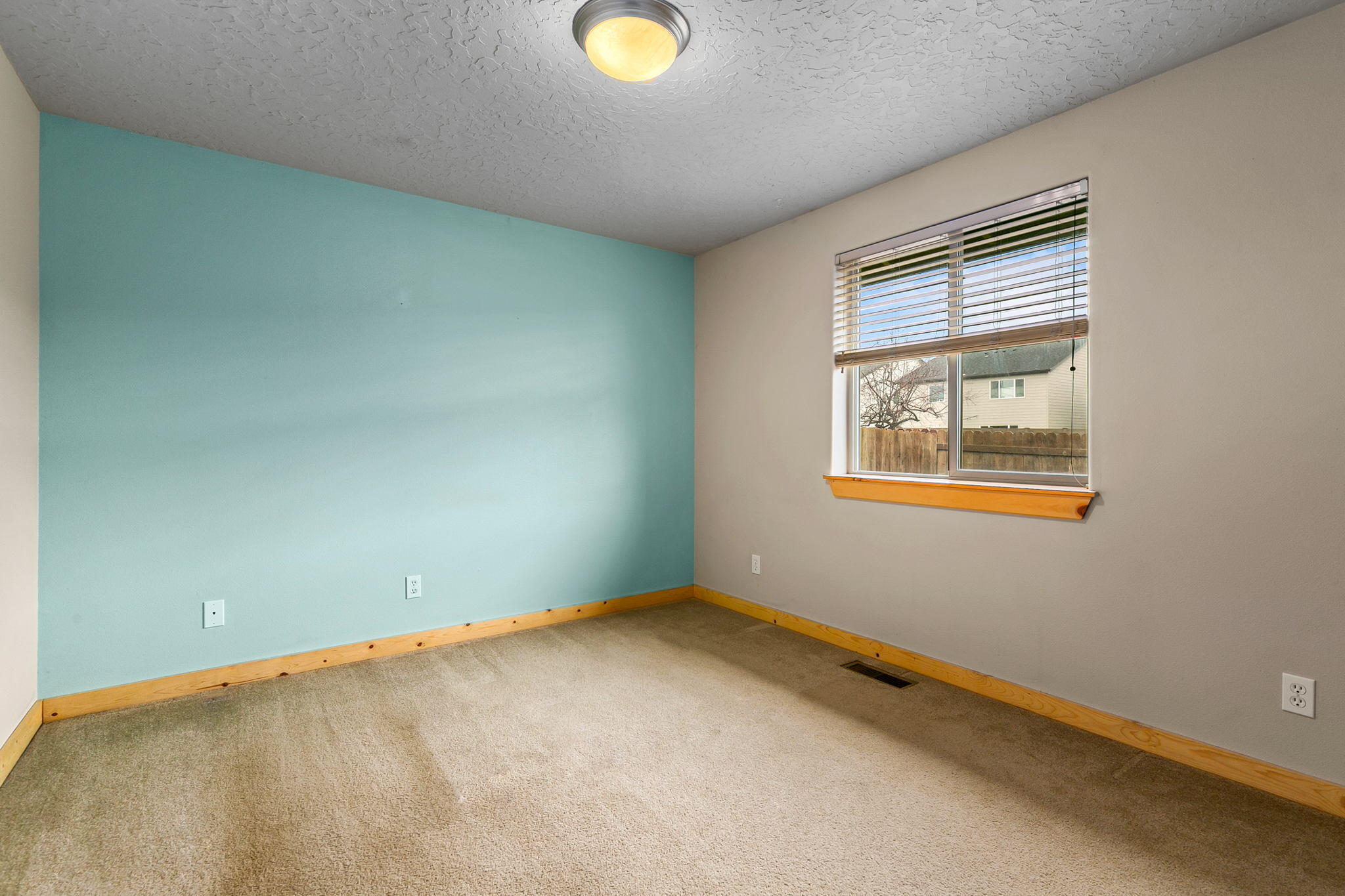 Paulina Peaks - Residential