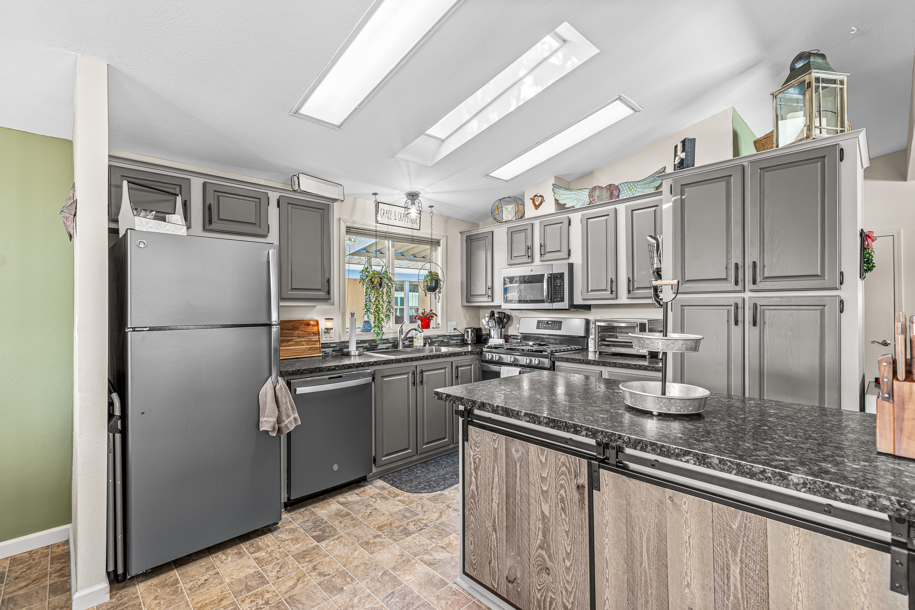 Country Estates MHC - Residential