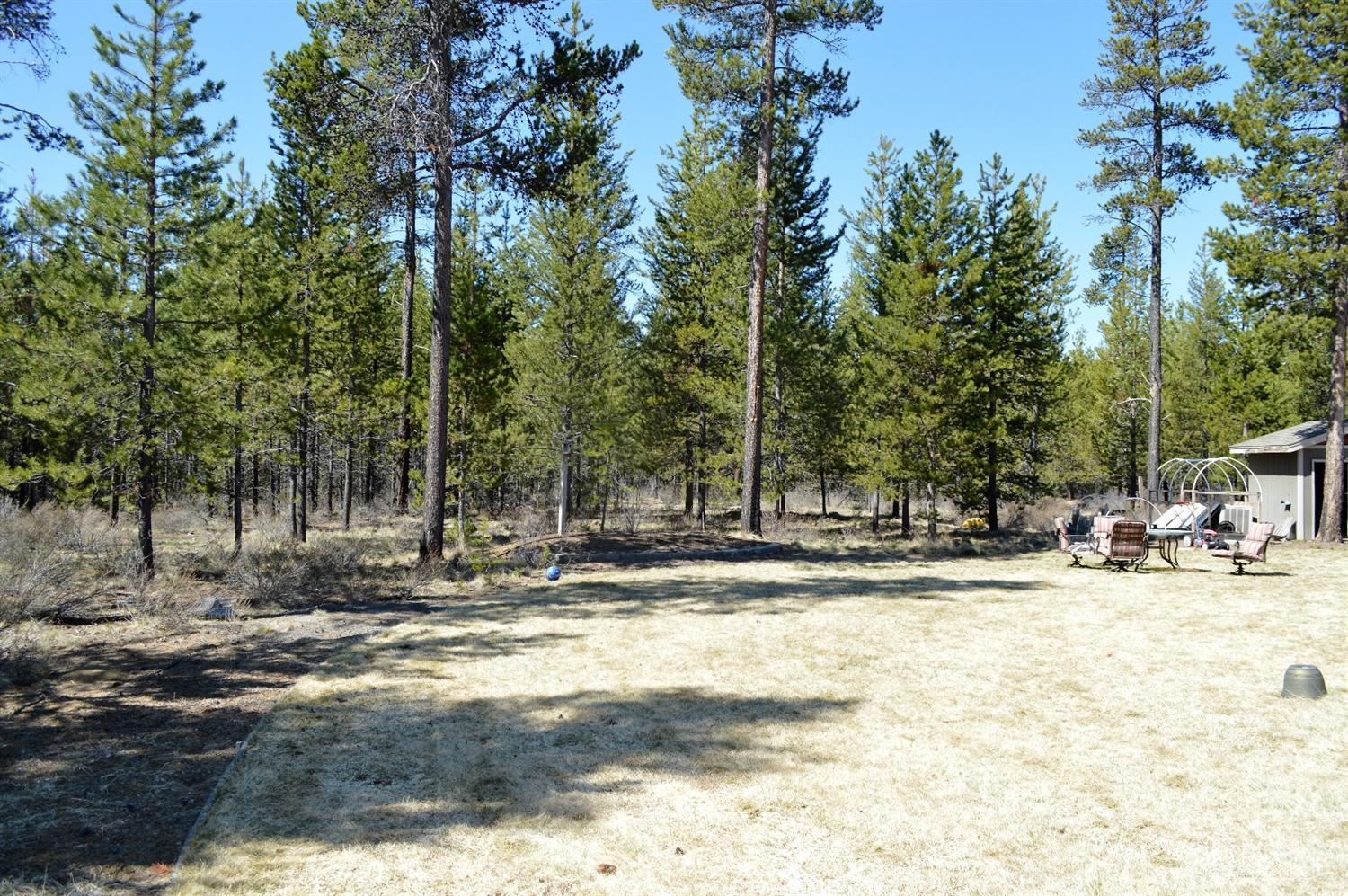 Pinewood Country Est - Residential