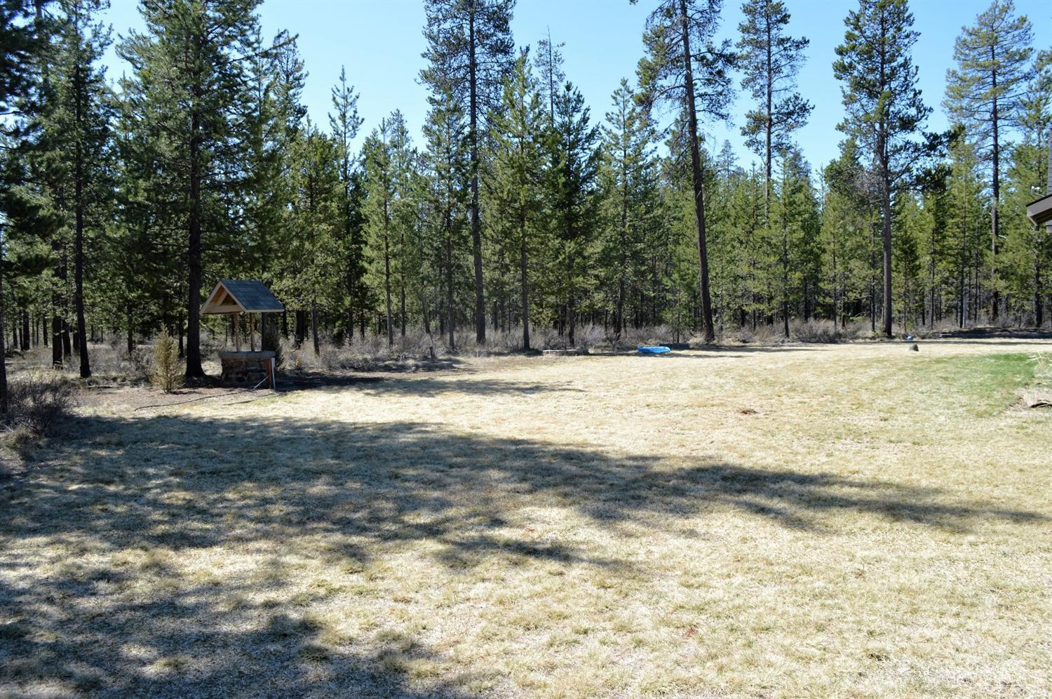 Pinewood Country Est - Residential