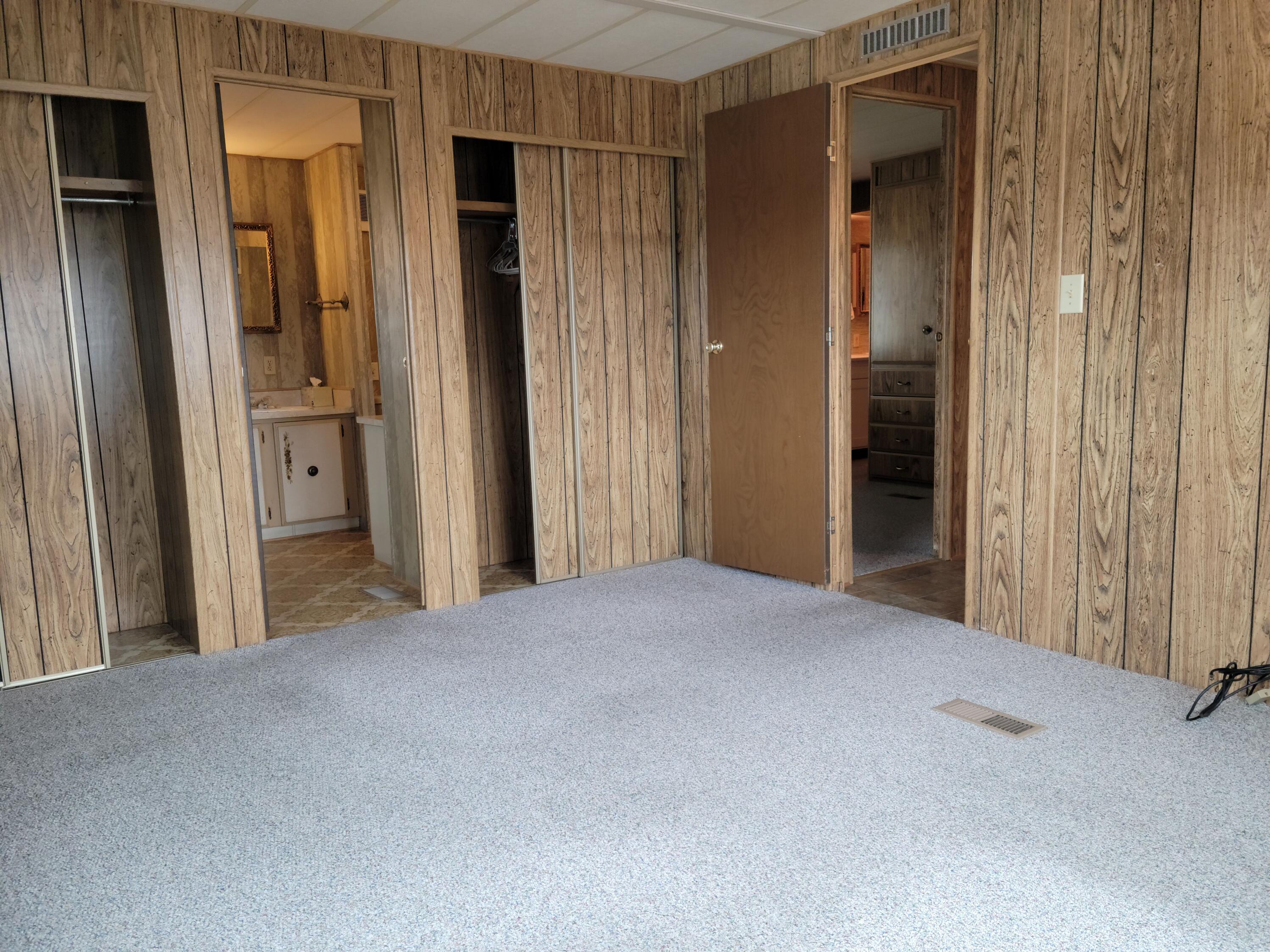 Rogue Lea Estates - Residential