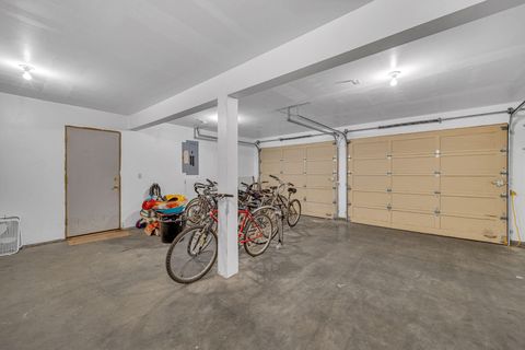 Tiny photo for 58035 Kinglet Road #16, Sunriver, OR 97707 (MLS # 220213958)