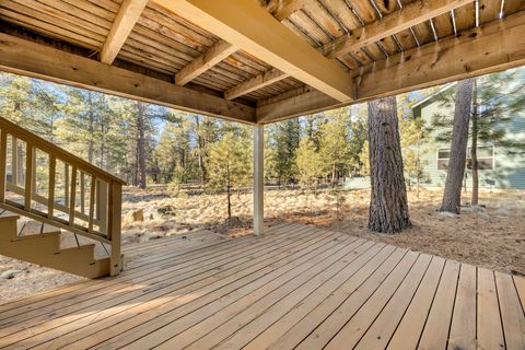 Tiny photo for 58035 Kinglet Road #16, Sunriver, OR 97707 (MLS # 220213958)