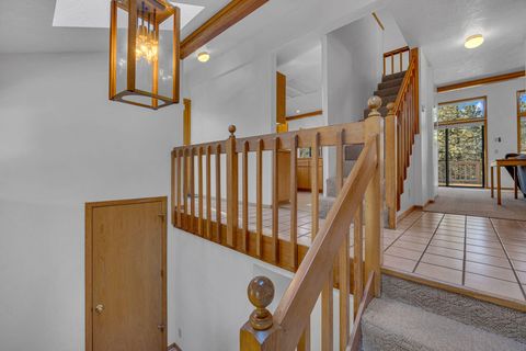 Tiny photo for 58035 Kinglet Road #16, Sunriver, OR 97707 (MLS # 220213958)