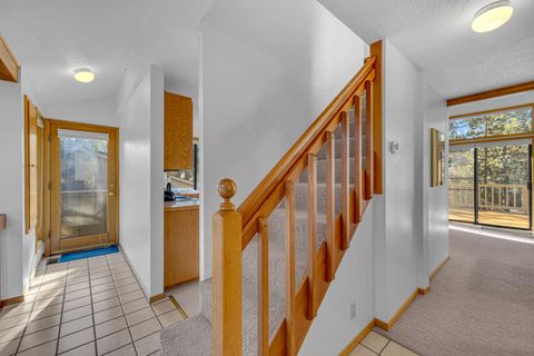 Tiny photo for 58035 Kinglet Road #16, Sunriver, OR 97707 (MLS # 220213958)