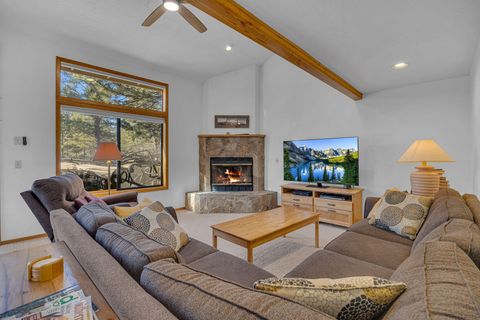 58035 Kinglet Road #16 Sunriver OR 97707