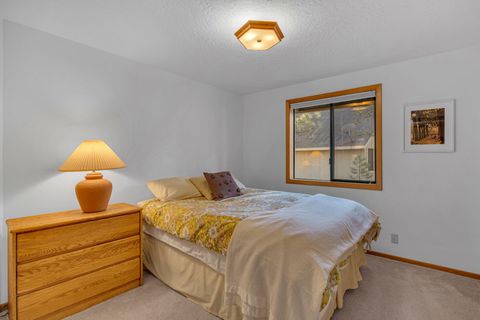 Tiny photo for 58035 Kinglet Road #16, Sunriver, OR 97707 (MLS # 220213958)