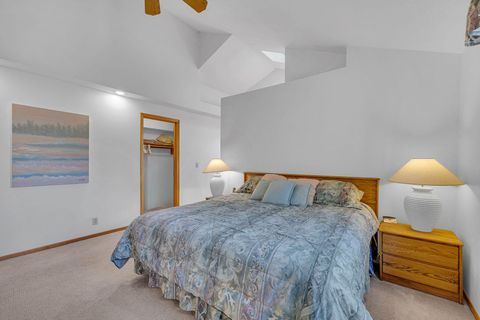 Tiny photo for 58035 Kinglet Road #16, Sunriver, OR 97707 (MLS # 220213958)