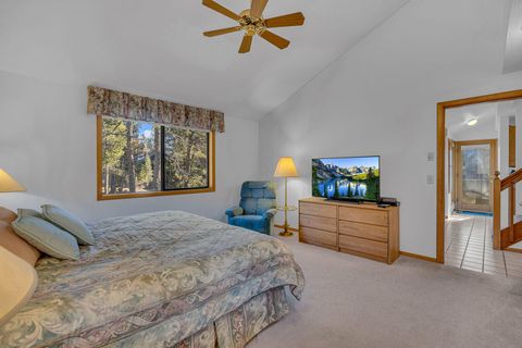 Tiny photo for 58035 Kinglet Road #16, Sunriver, OR 97707 (MLS # 220213958)
