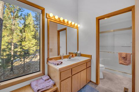 Tiny photo for 58035 Kinglet Road #16, Sunriver, OR 97707 (MLS # 220213958)