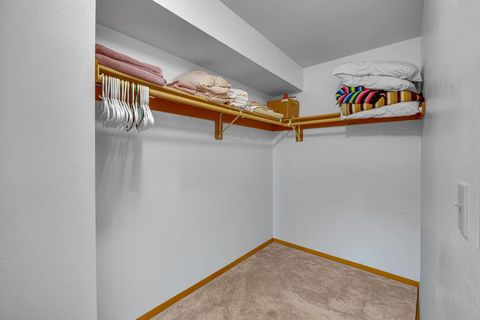 Tiny photo for 58035 Kinglet Road #16, Sunriver, OR 97707 (MLS # 220213958)