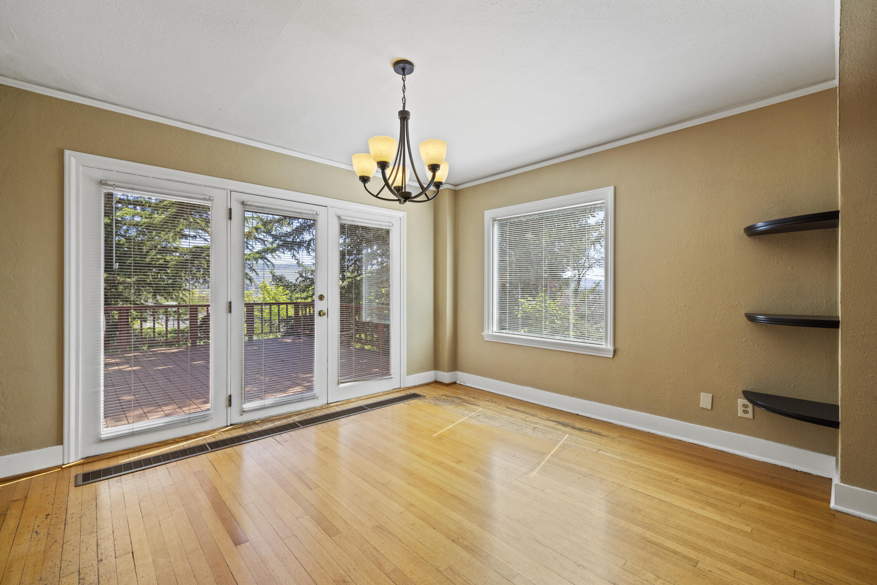 Klamath Falls -Ewauna Heights Addition - Residential