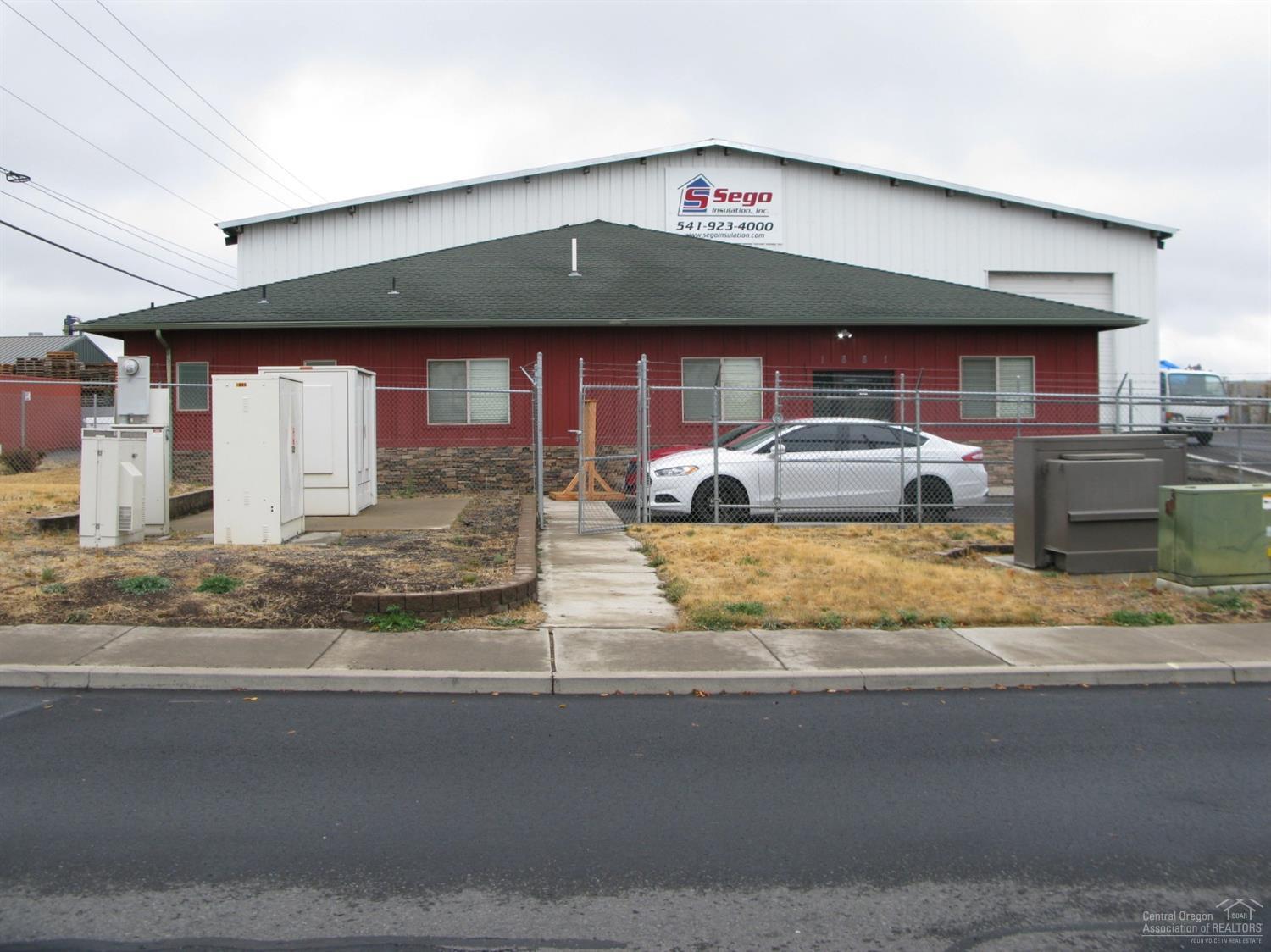 Airport Ind Pk West - Commercial Sale