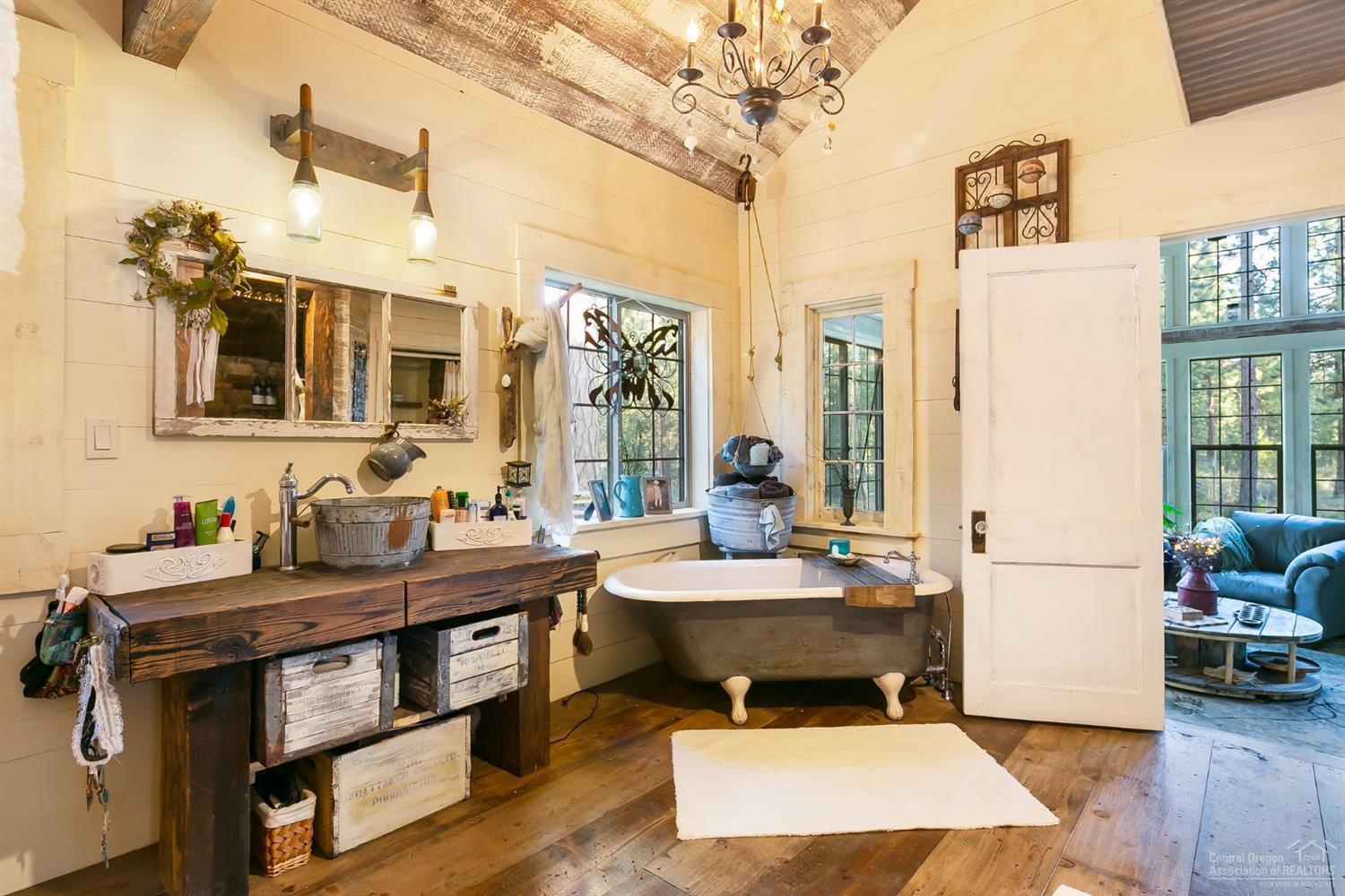 Ponderosa Pines - Residential