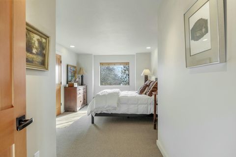 Tiny photo for 1630 NW Olmar Drive, Grants Pass, OR 97526 (MLS # 220217656)