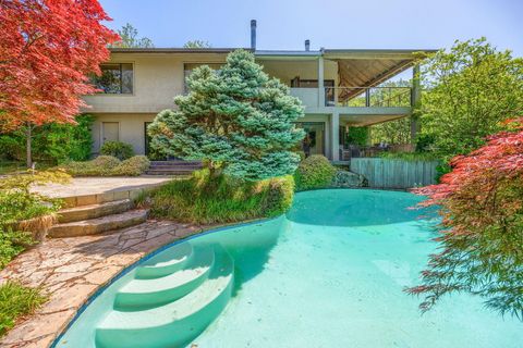 Tiny photo for 1630 NW Olmar Drive, Grants Pass, OR 97526 (MLS # 220217656)