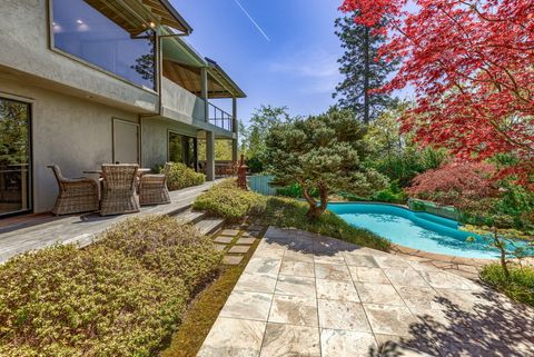 Tiny photo for 1630 NW Olmar Drive, Grants Pass, OR 97526 (MLS # 220217656)