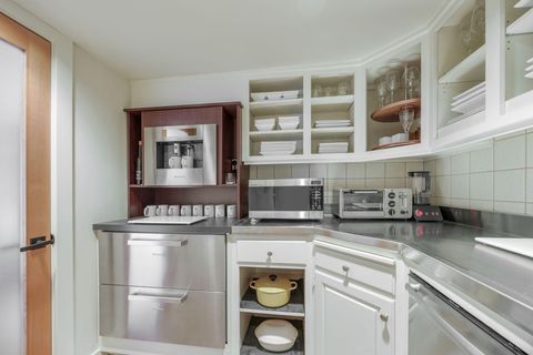 Tiny photo for 1630 NW Olmar Drive, Grants Pass, OR 97526 (MLS # 220217656)