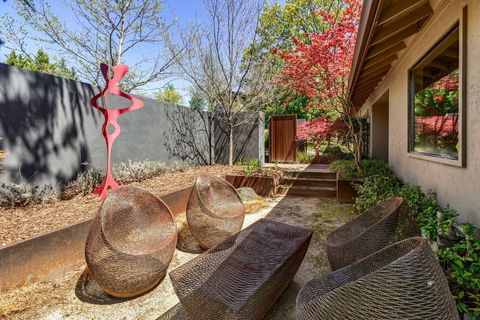 Tiny photo for 1630 NW Olmar Drive, Grants Pass, OR 97526 (MLS # 220217656)