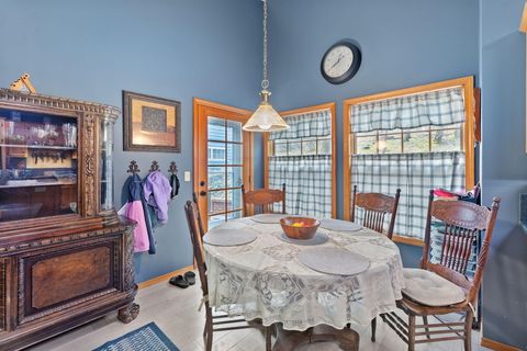 Tiny photo for 543 Serenity Lane, Grants Pass, OR 97526 (MLS # 220212945)