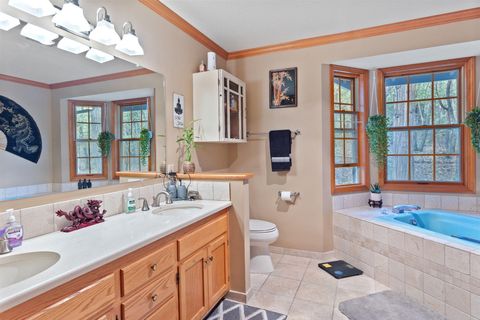 Tiny photo for 543 Serenity Lane, Grants Pass, OR 97526 (MLS # 220212945)