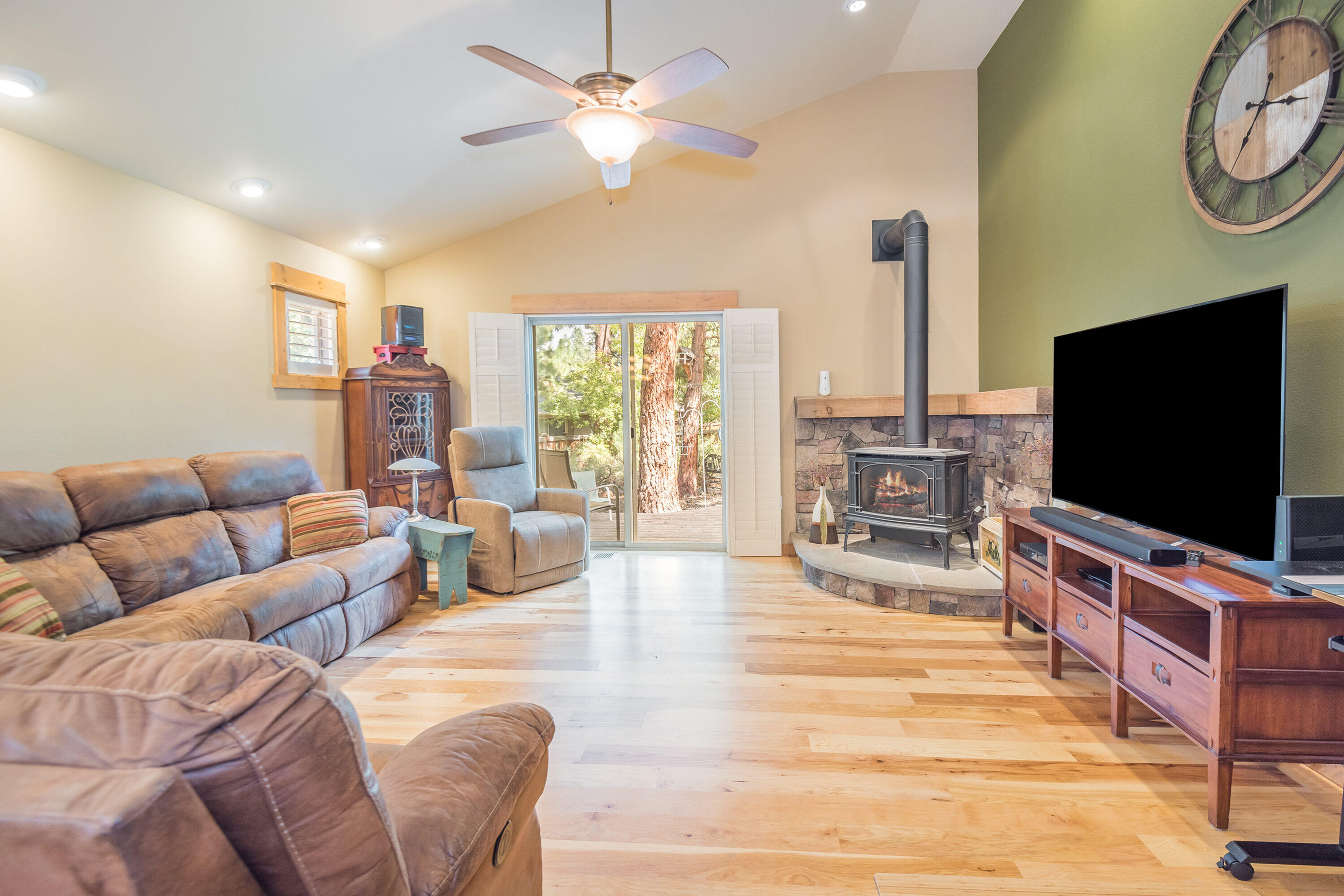 Mountain Pine - Residential