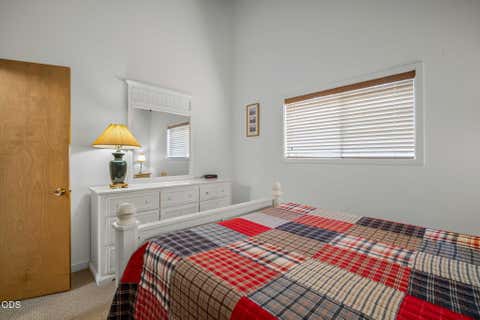 Tiny photo for 56828 Deschutes Lane #7, Sunriver, OR 97707 (MLS # 220227280)