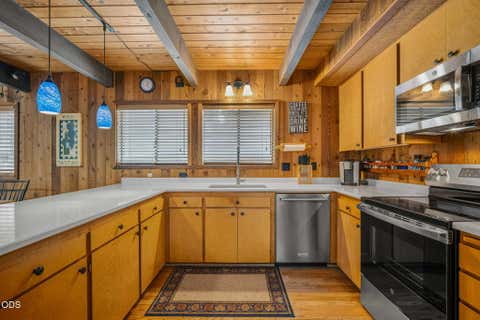 Tiny photo for 56828 Deschutes Lane #7, Sunriver, OR 97707 (MLS # 220227280)