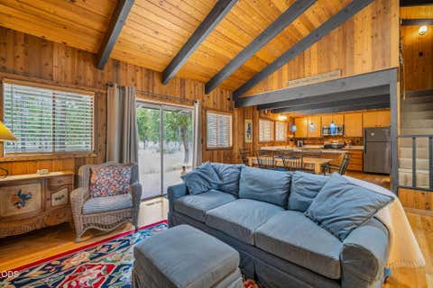 Tiny photo for 56828 Deschutes Lane #7, Sunriver, OR 97707 (MLS # 220227280)