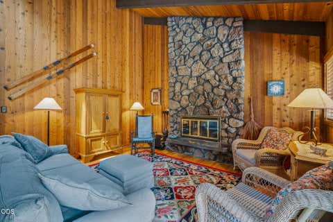 Tiny photo for 56828 Deschutes Lane #7, Sunriver, OR 97707 (MLS # 220227280)