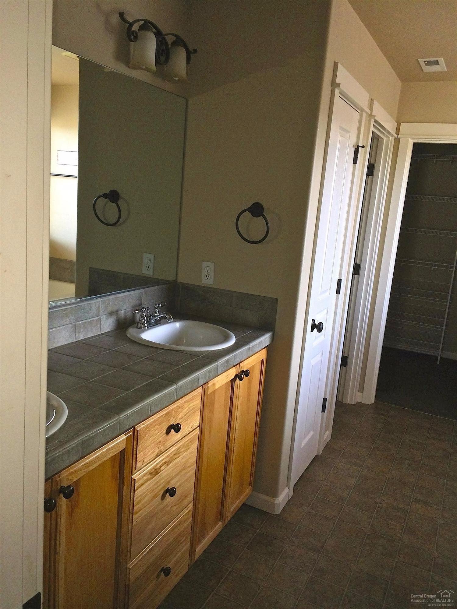 Fieldstone Crossing - Residential