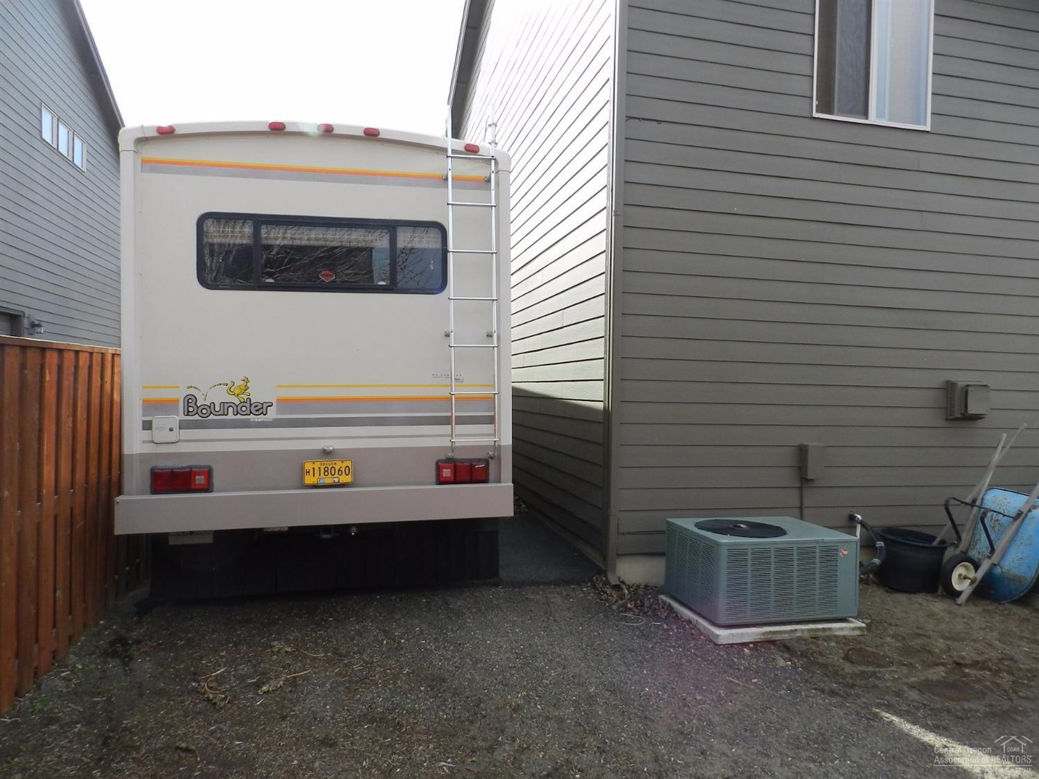 Fieldstone Crossing - Residential