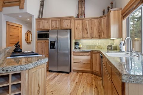 Tiny photo for 57561 Whistler Lane, Sunriver, OR 97707 (MLS # 220216921)