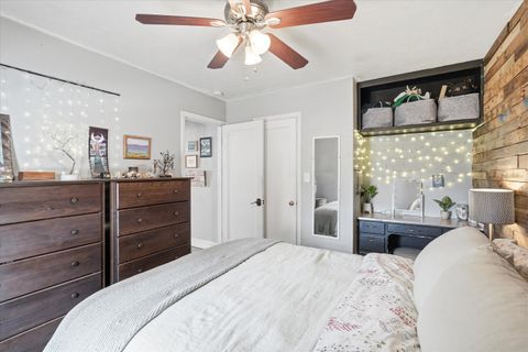 Tiny photo for 917 Grant Avenue, Medford, OR 97501 (MLS # 220217705)