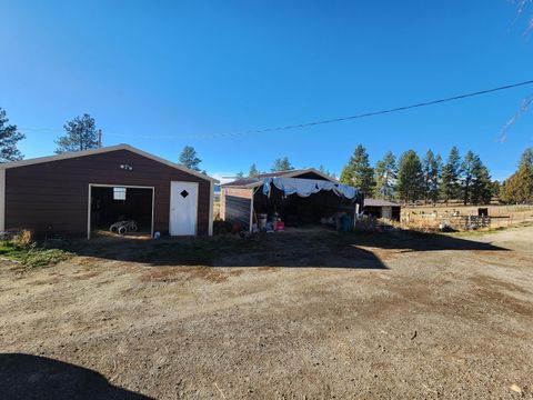 Tiny photo for 29151 Beatty Drive, Beatty, OR 97621 (MLS # 220212175)