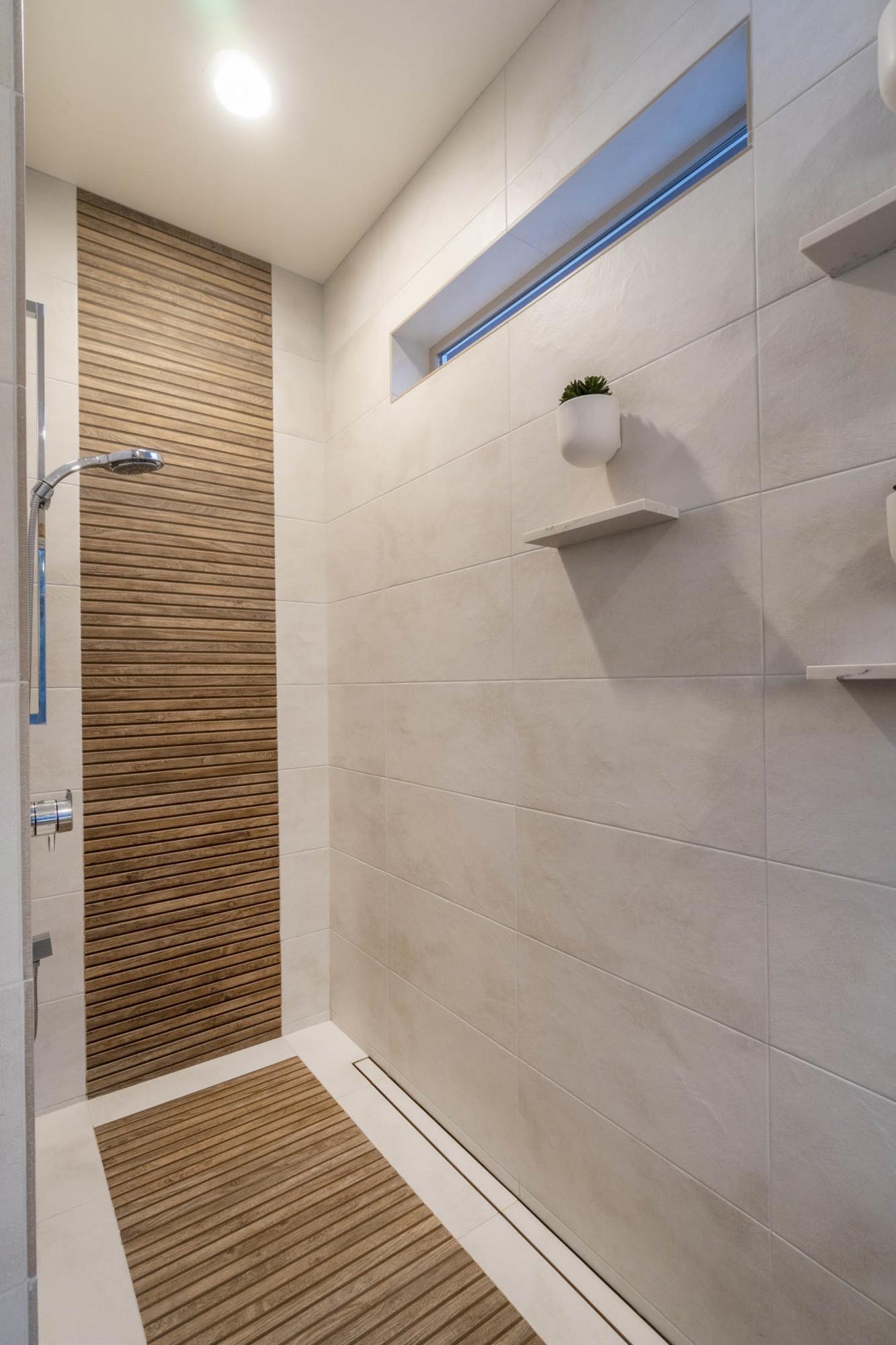 Skyliner Summit - Residential