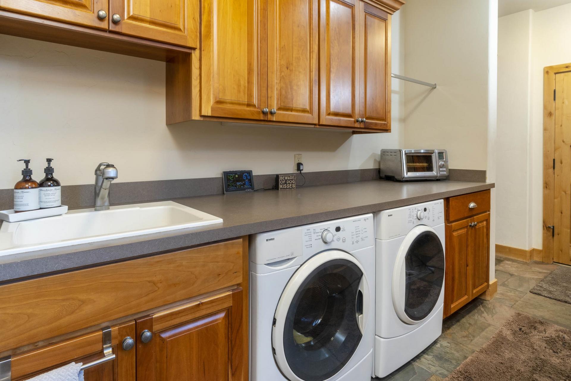 Skyliner Summit - Residential