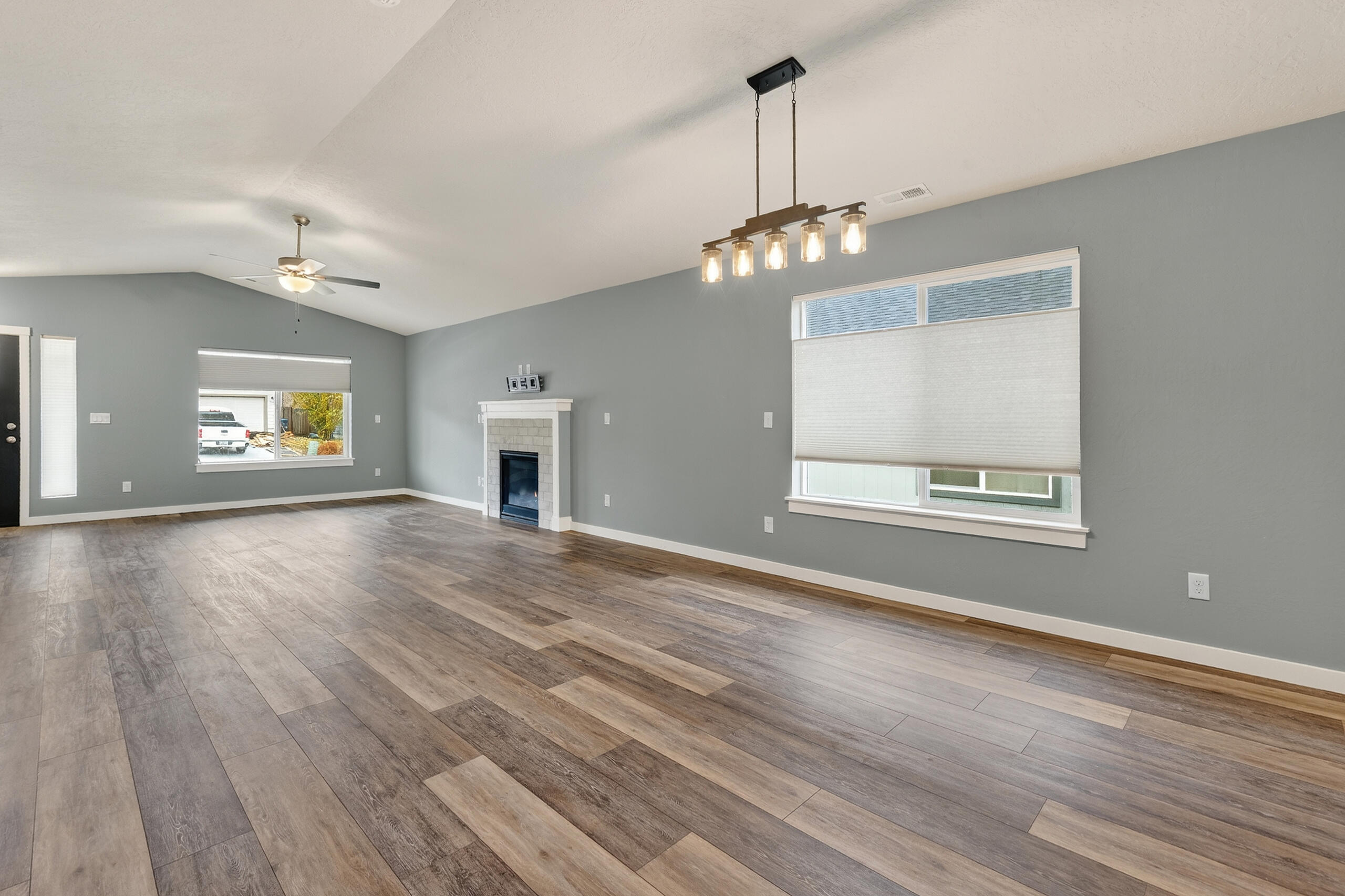 Stoneridge Terrace - Residential