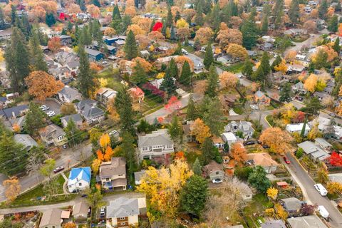 Tiny photo for 575 Auburn Street, Ashland, OR 97520 (MLS # 220211956)