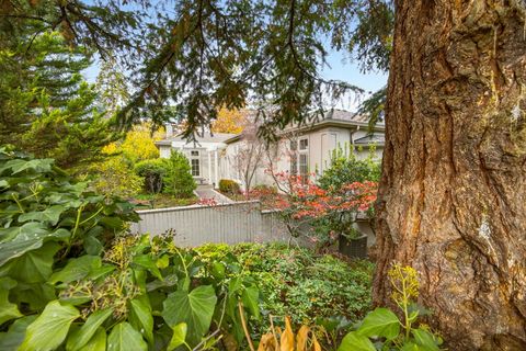 Tiny photo for 575 Auburn Street, Ashland, OR 97520 (MLS # 220211956)