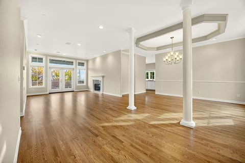 Tiny photo for 575 Auburn Street, Ashland, OR 97520 (MLS # 220211956)