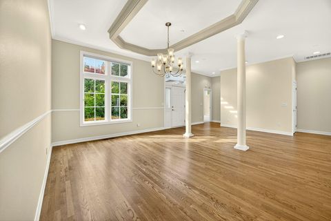 Tiny photo for 575 Auburn Street, Ashland, OR 97520 (MLS # 220211956)