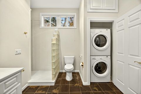 Tiny photo for 575 Auburn Street, Ashland, OR 97520 (MLS # 220211956)