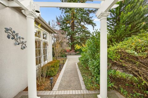 Tiny photo for 575 Auburn Street, Ashland, OR 97520 (MLS # 220211956)