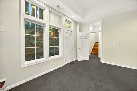 Tiny photo for 575 Auburn Street, Ashland, OR 97520 (MLS # 220211956)